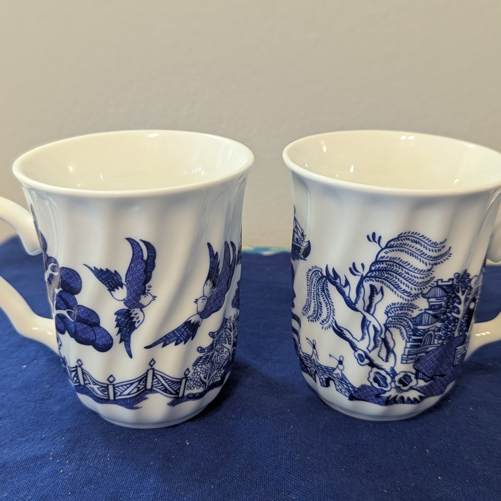 Royal Cuthbertson Blue Willow Collectable 8oz Two Coffee Mugs